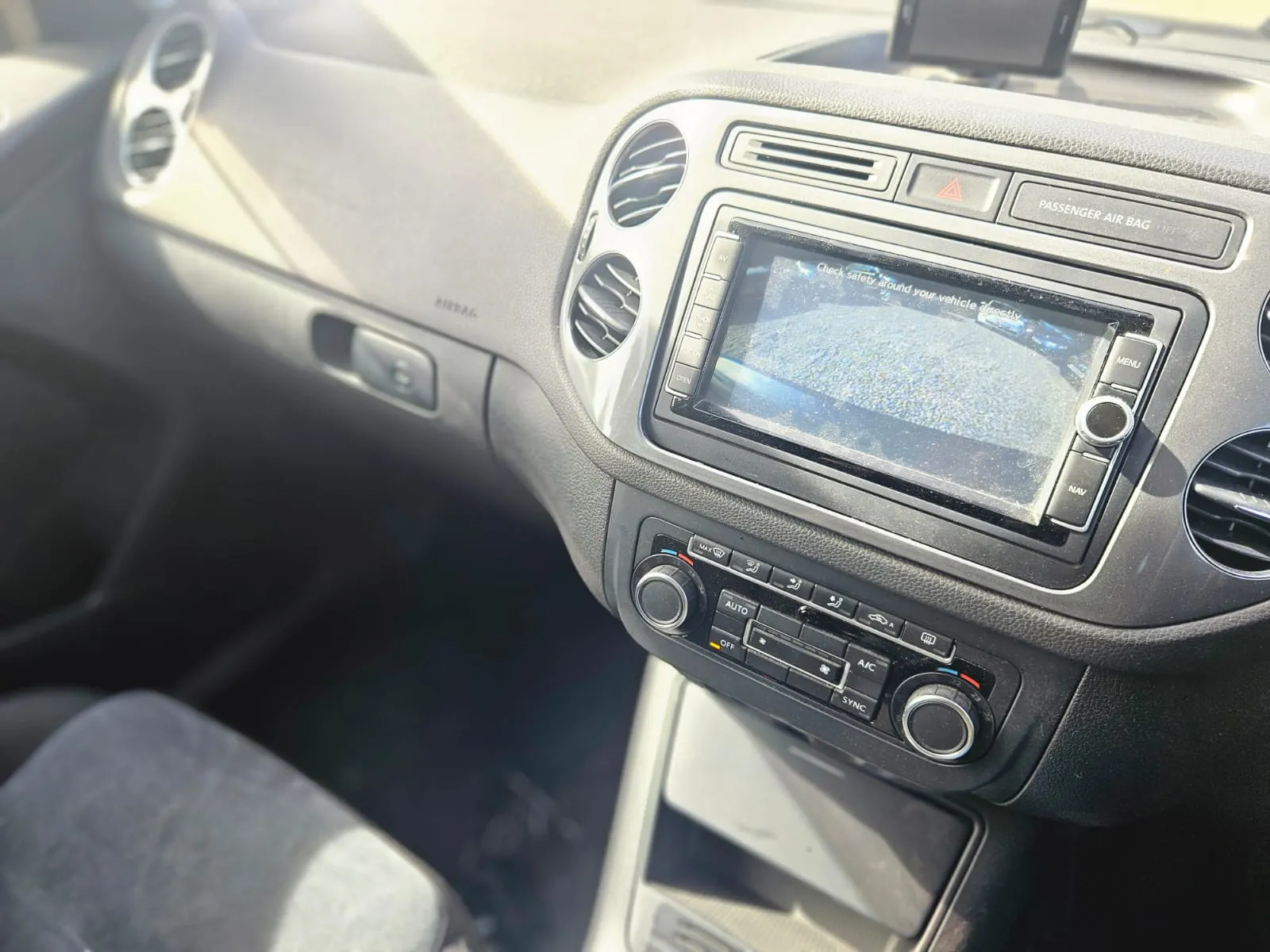 vehicle-media-28
