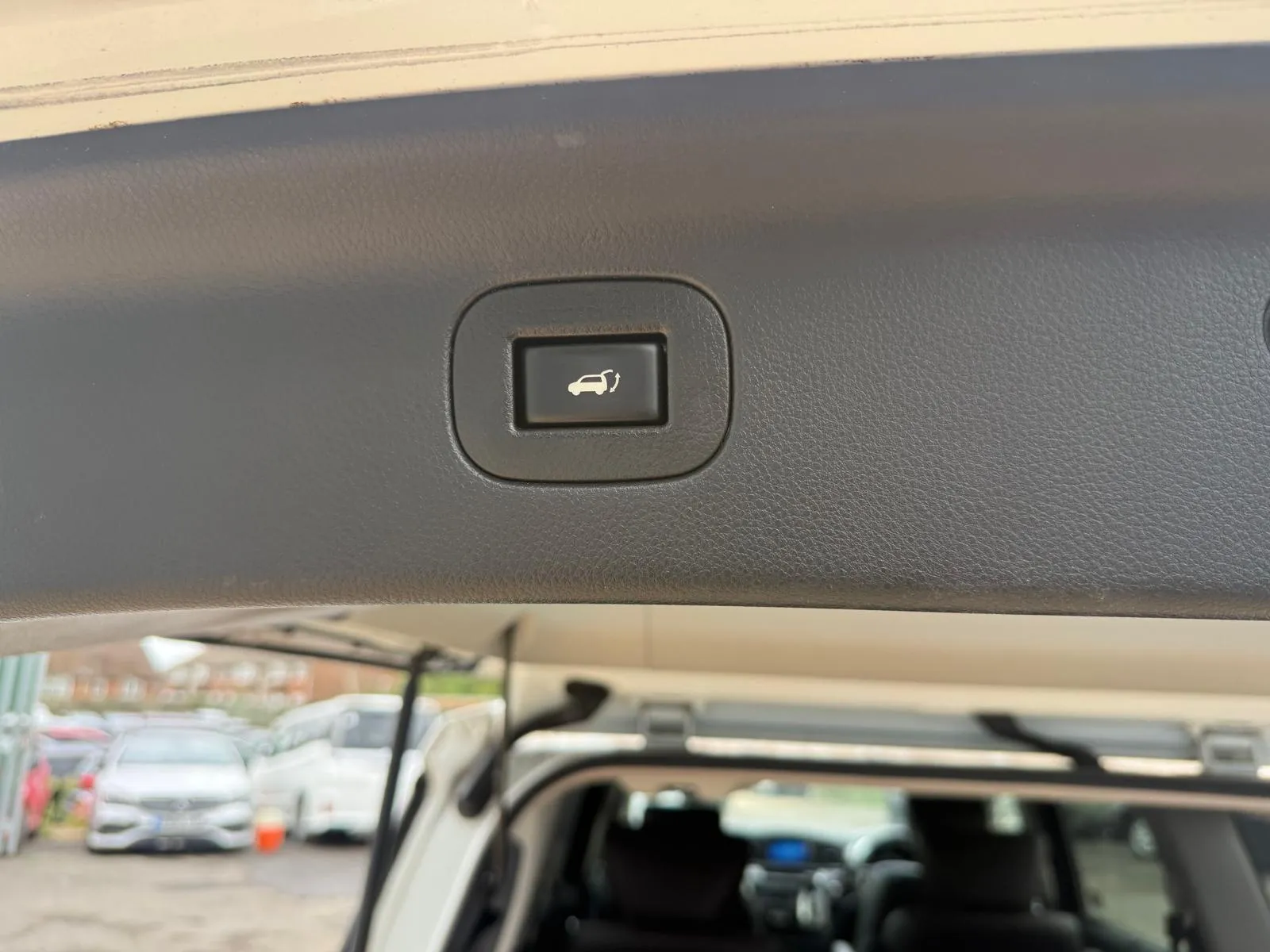 vehicle-media-22