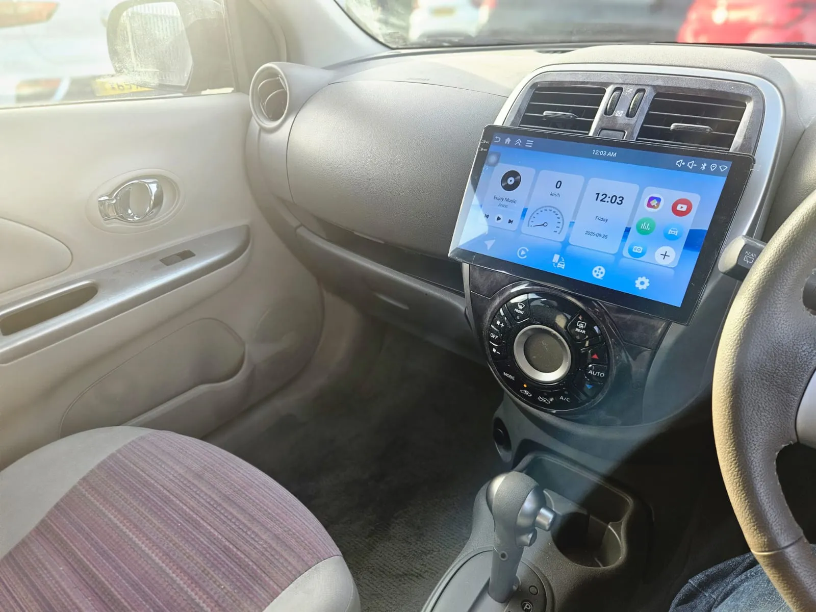 vehicle-media-15