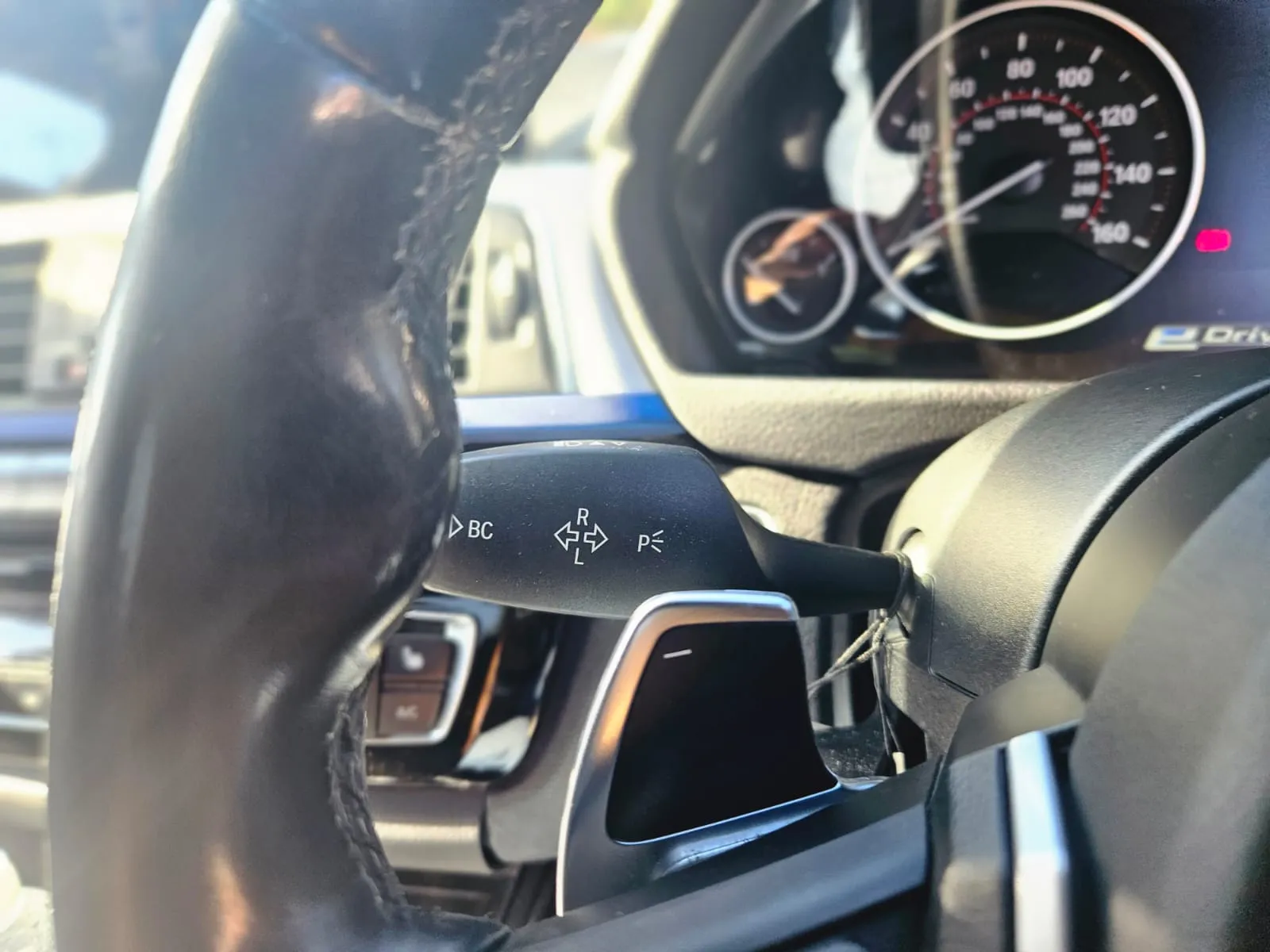 vehicle-media-25