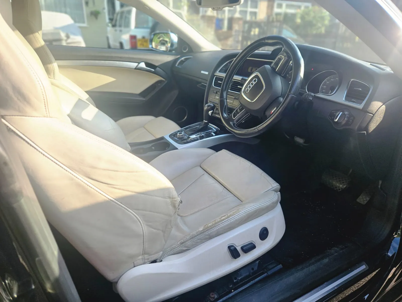vehicle-media-17
