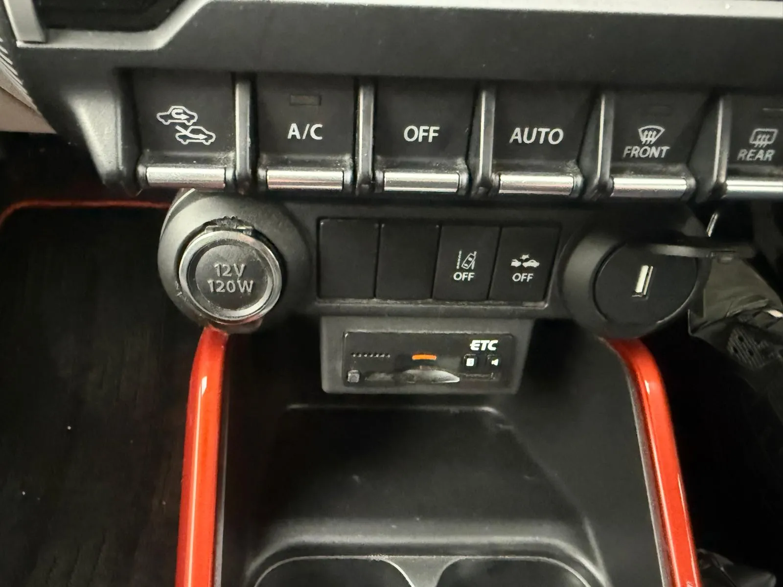 vehicle-media-17
