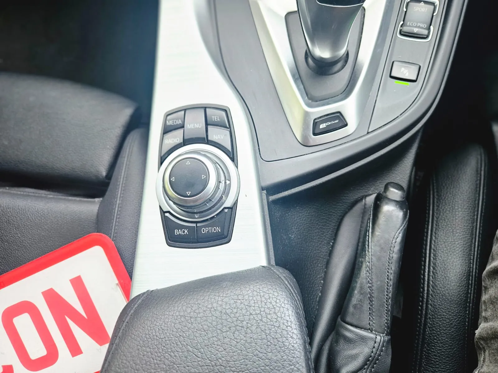 vehicle-media-26
