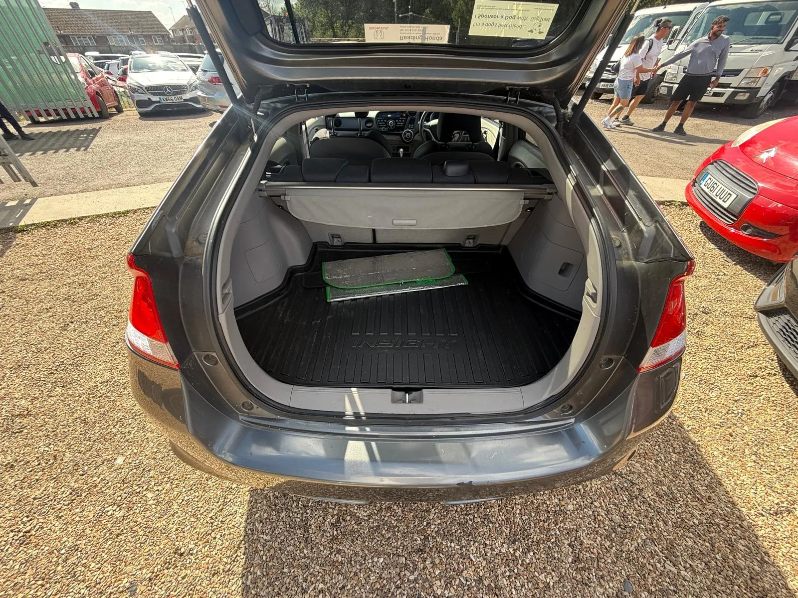 vehicle-media-12