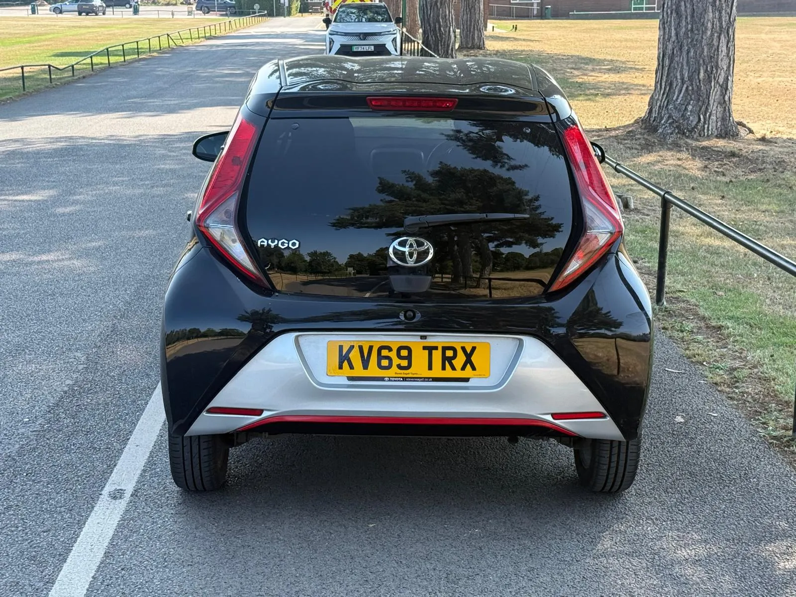 vehicle-media-8