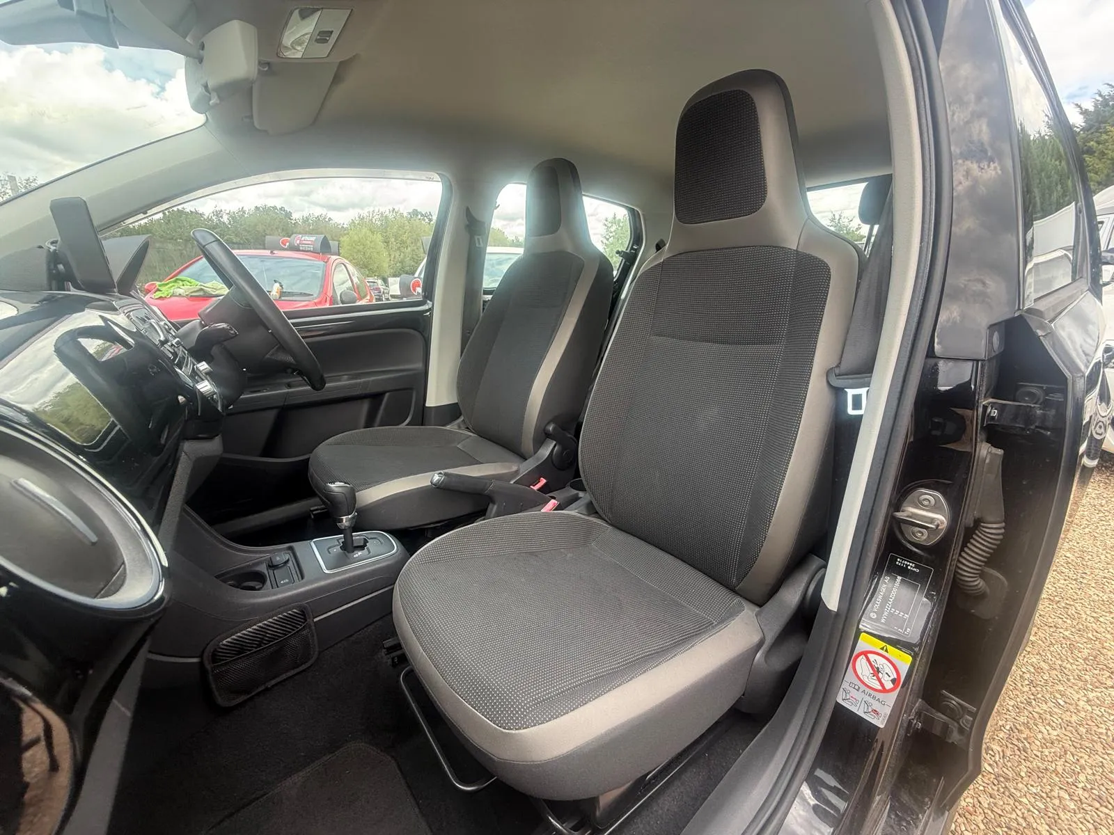 vehicle-media-14