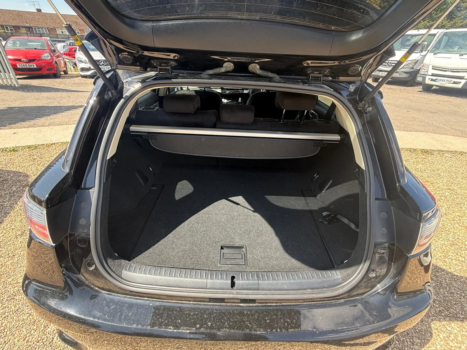 vehicle-media-17