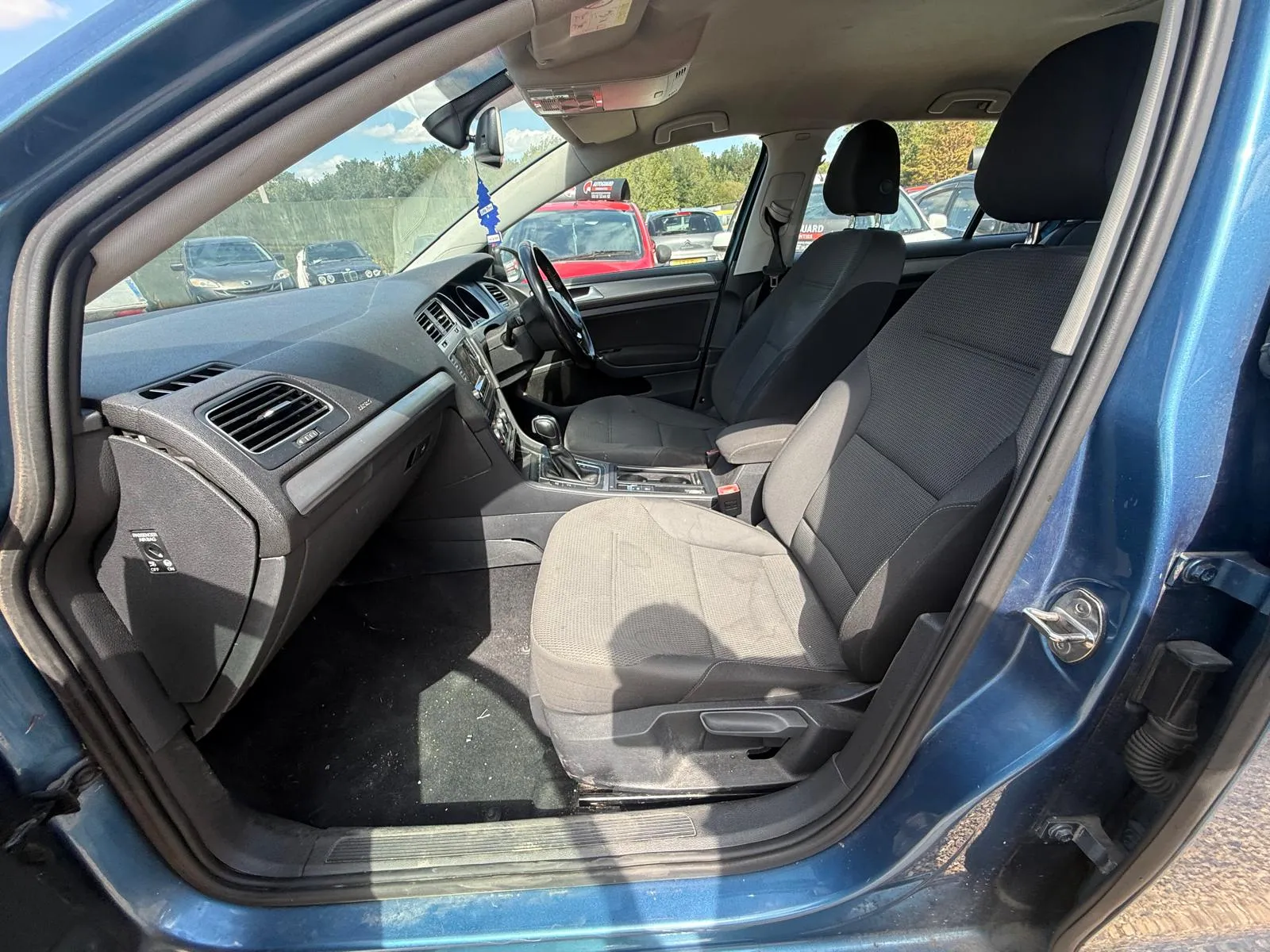 vehicle-media-30