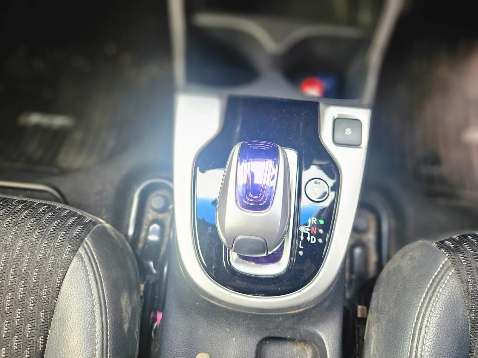 vehicle-media-27