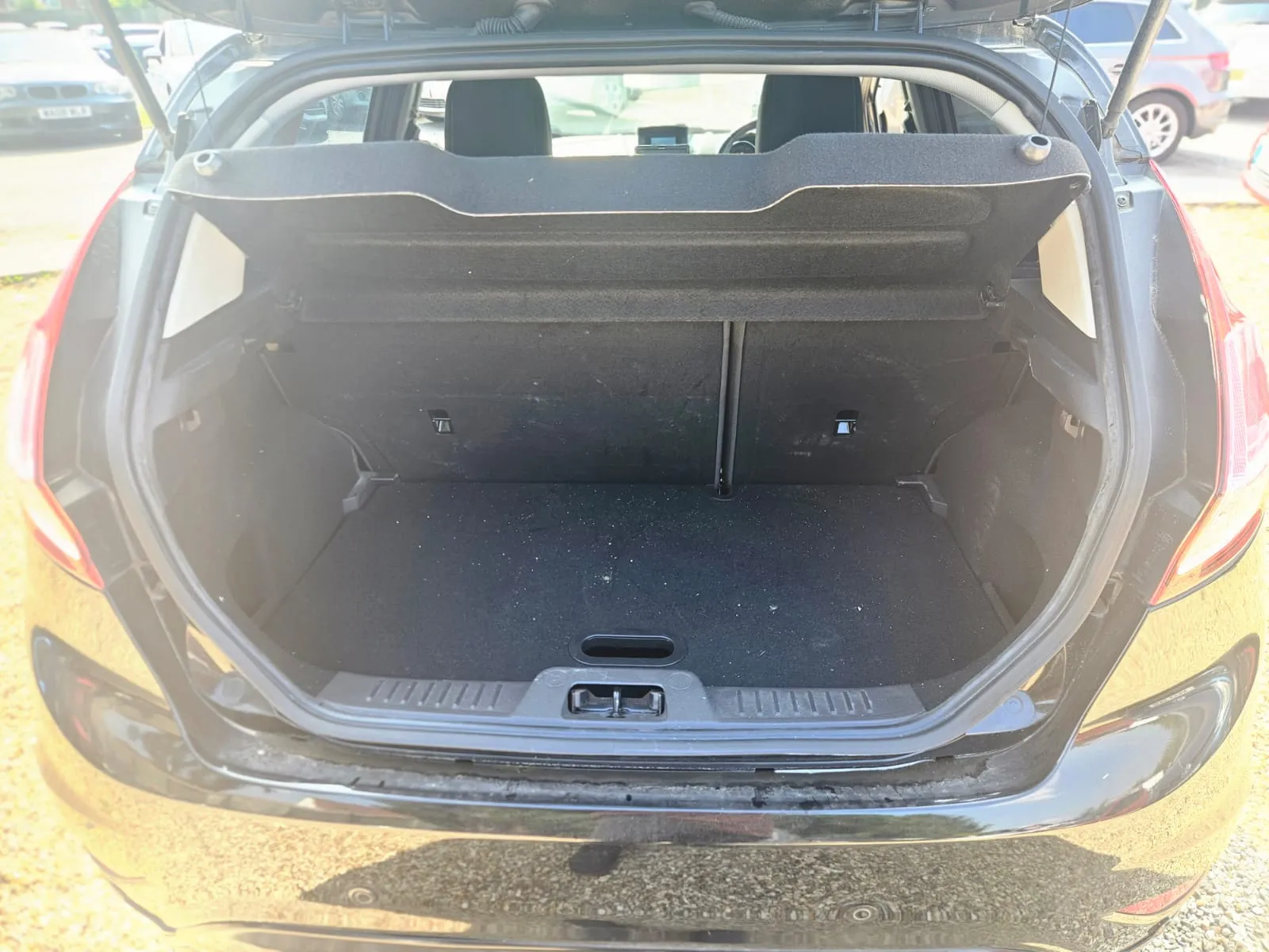 vehicle-media-9