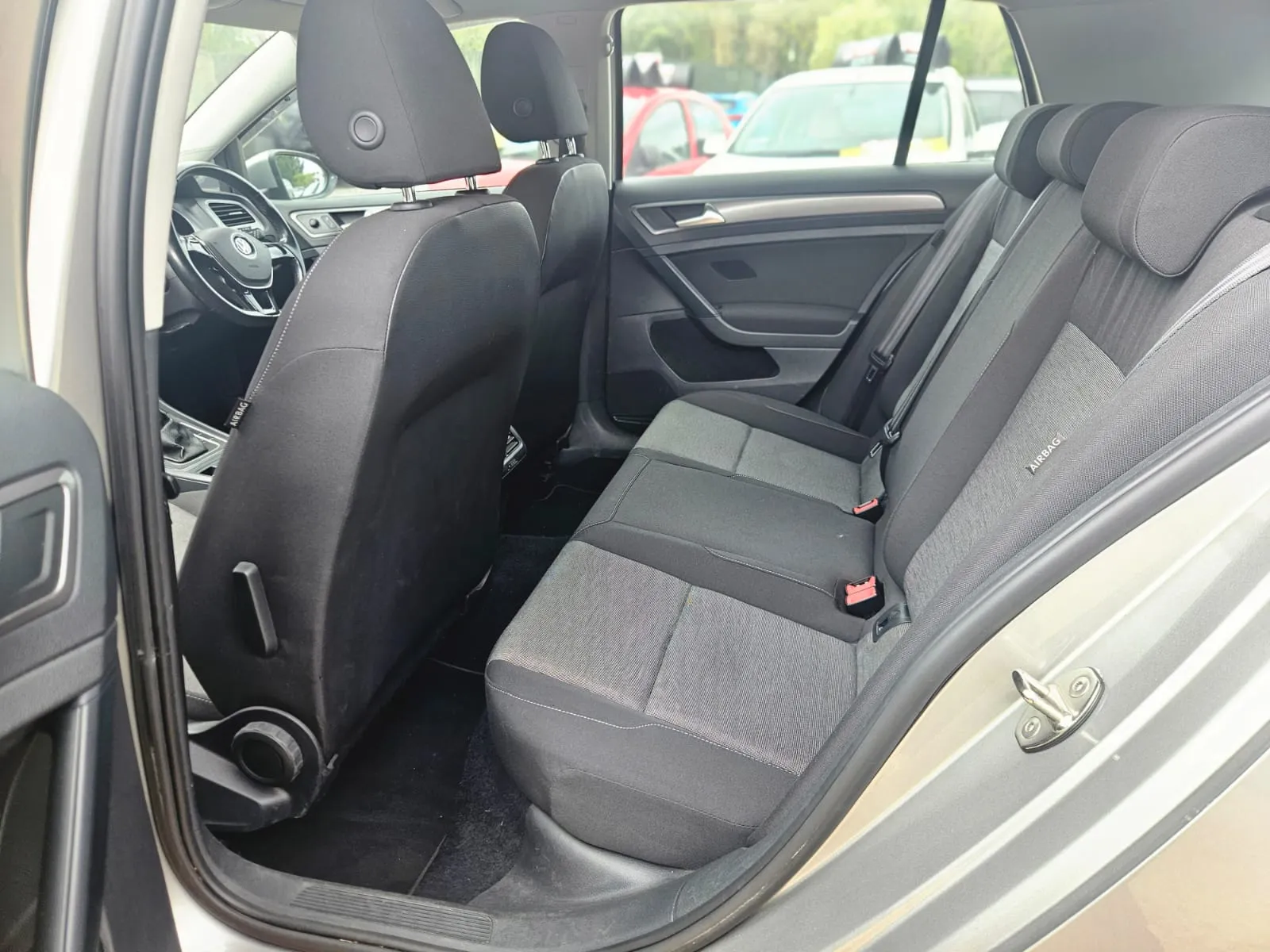 vehicle-media-17