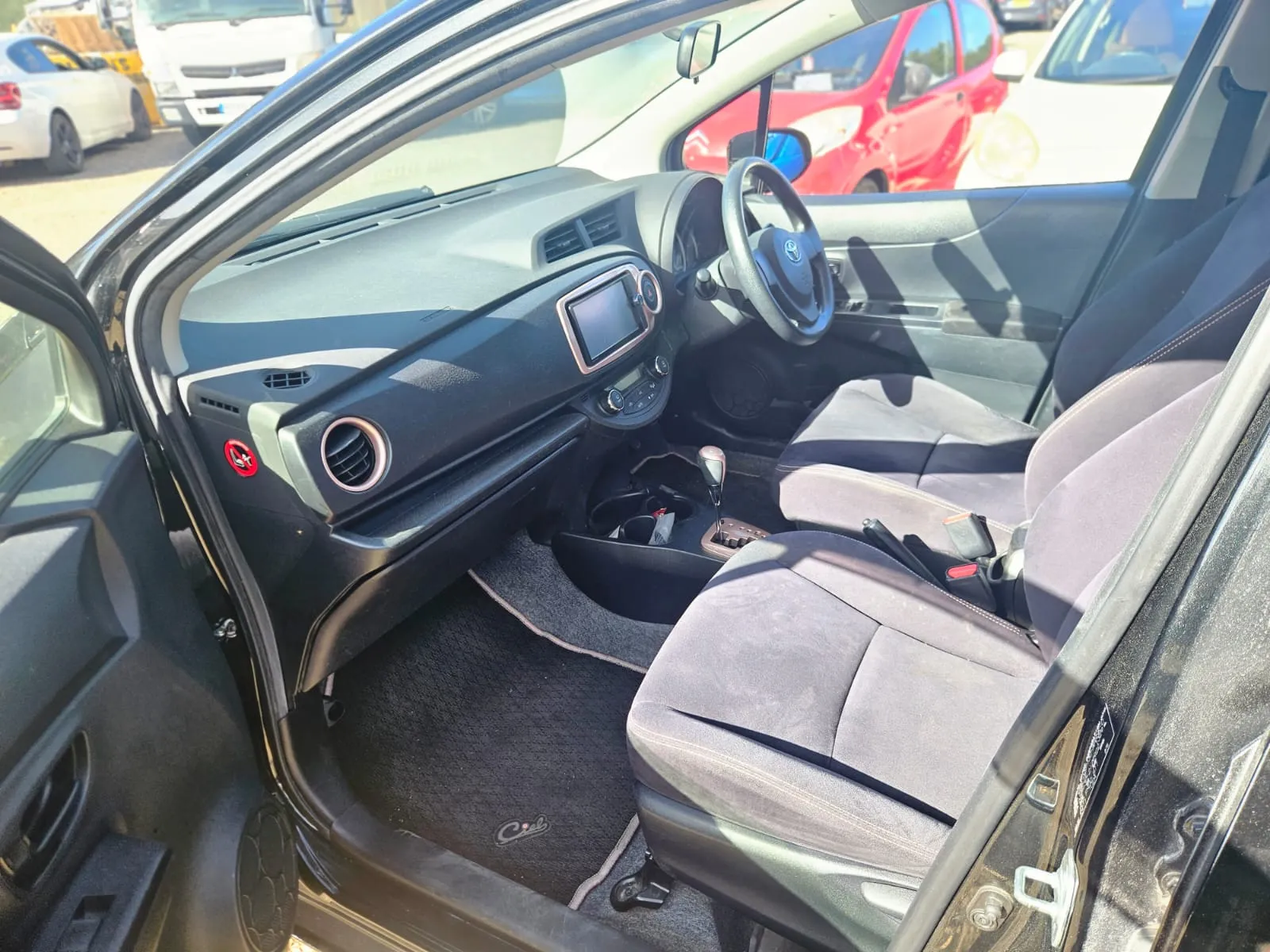 vehicle-media-17