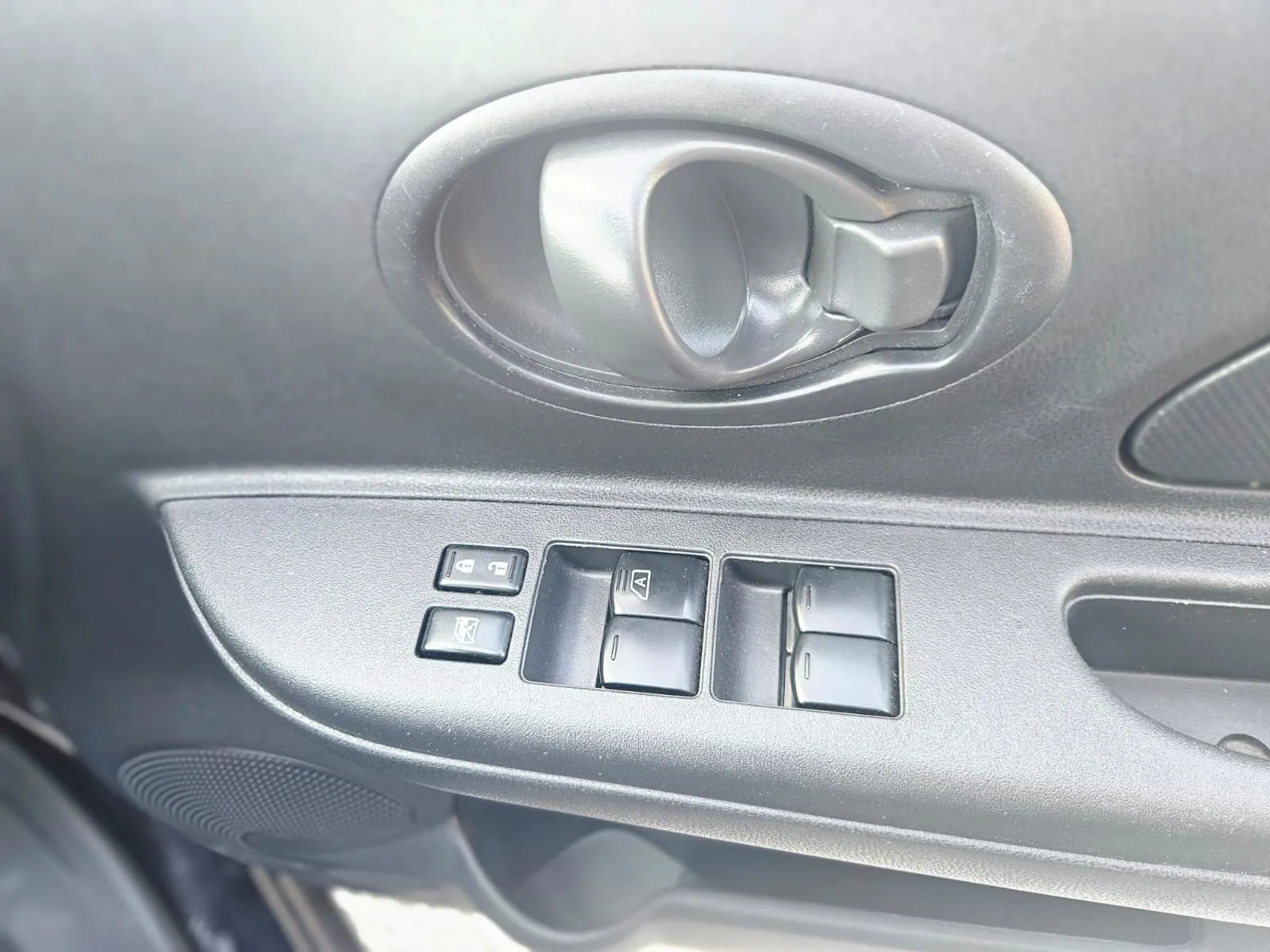 vehicle-media-9