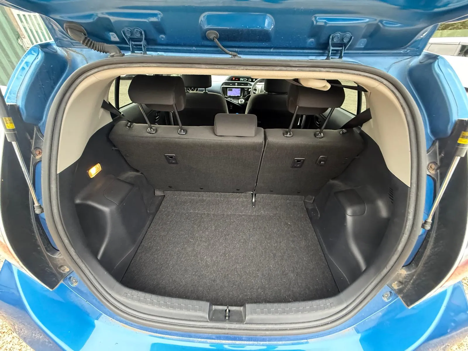 vehicle-media-36