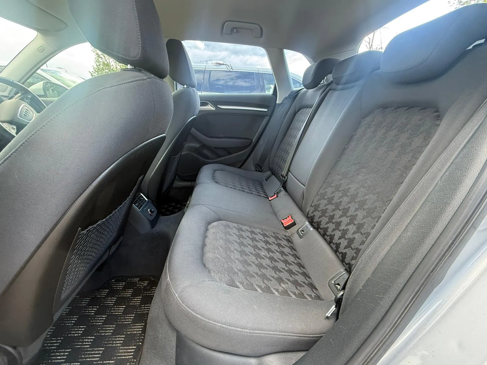 vehicle-media-18