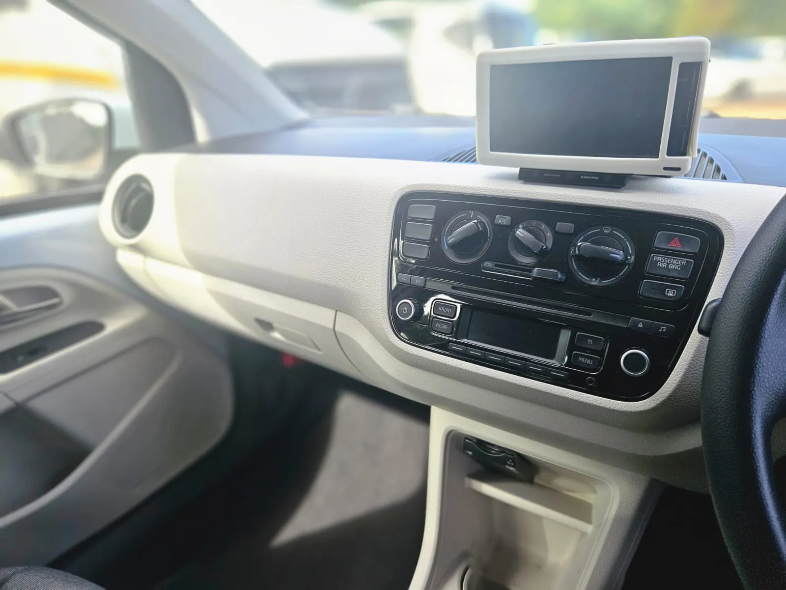 vehicle-media-21