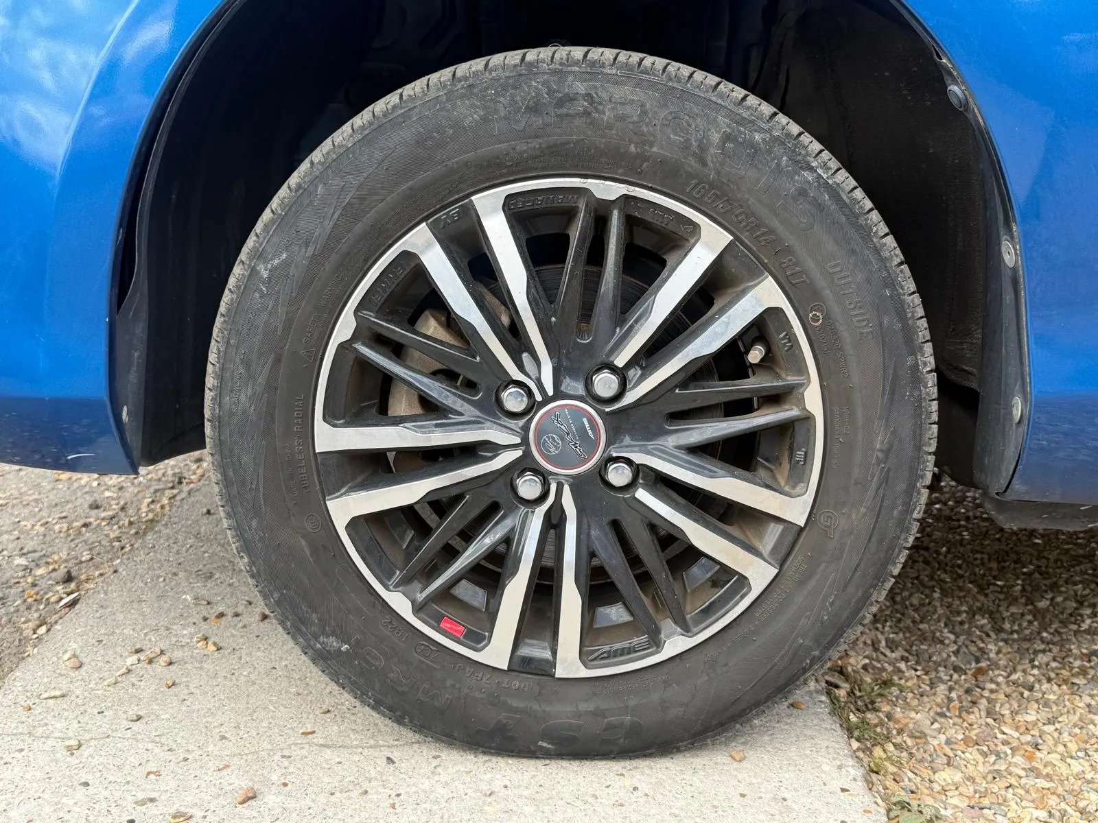 vehicle-media-39